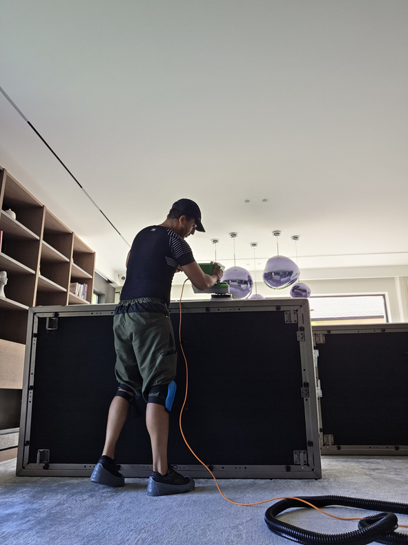 Nettoyage textile dans toutes les positions