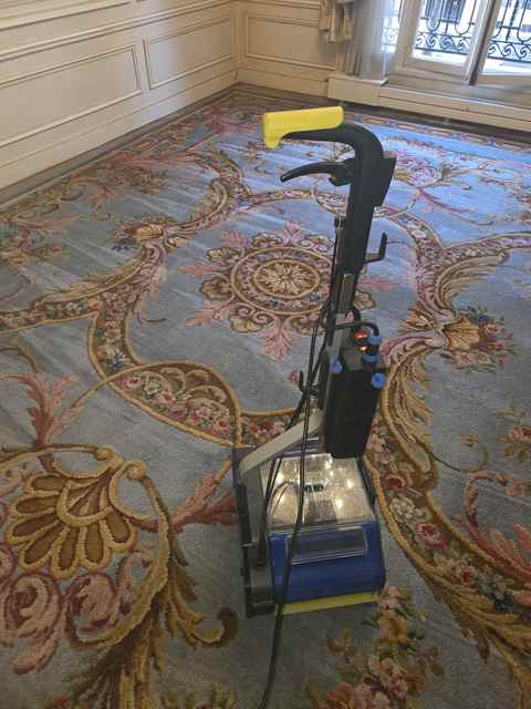 Nettoyage de canapé, tapis ou mobilier textile à domicile